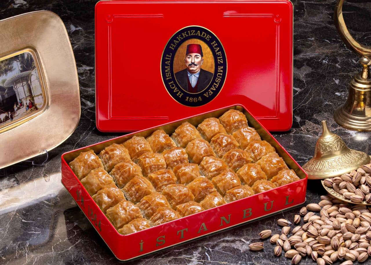 Pistachio Dry Baklava L Box Hafiz Mustafa 1864